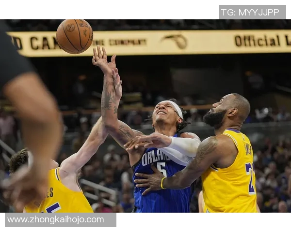 2012年西部决赛第六场雷霆对阵马刺的经典对决回顾与分析