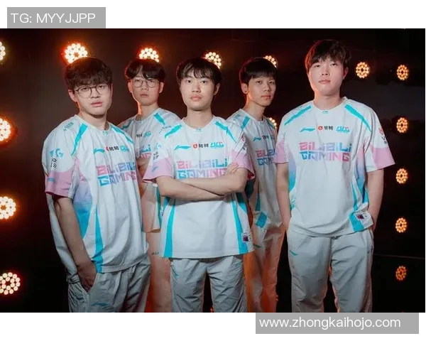DOTA2深入分析:探讨BLG战队的协作与配合策略 DOTA2深入分析:探讨BLG战队的协作与配合策略